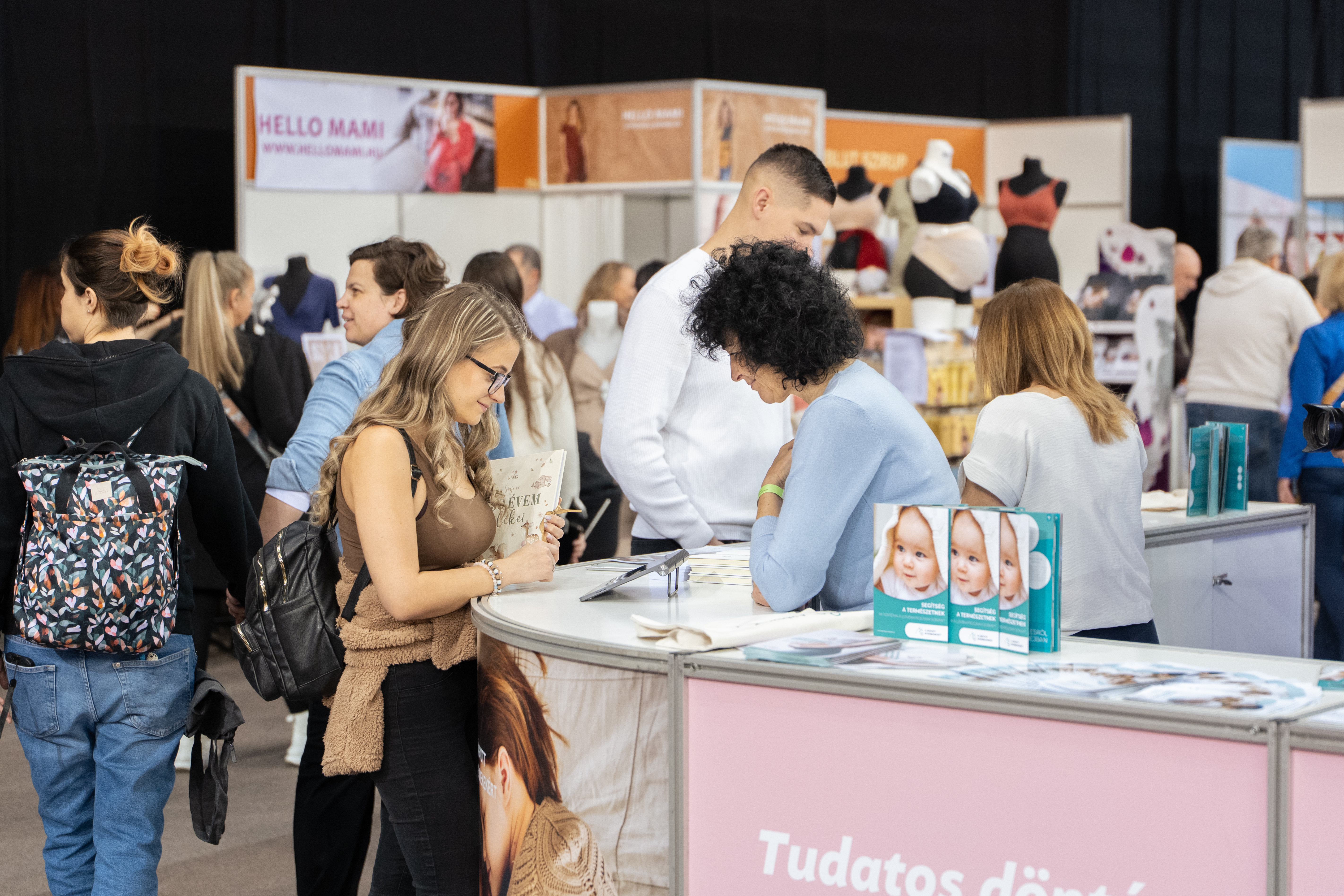 Kiemelkedő érdeklődés övezte A Vágyott Gyermekekért standot a BabaMama Expón!