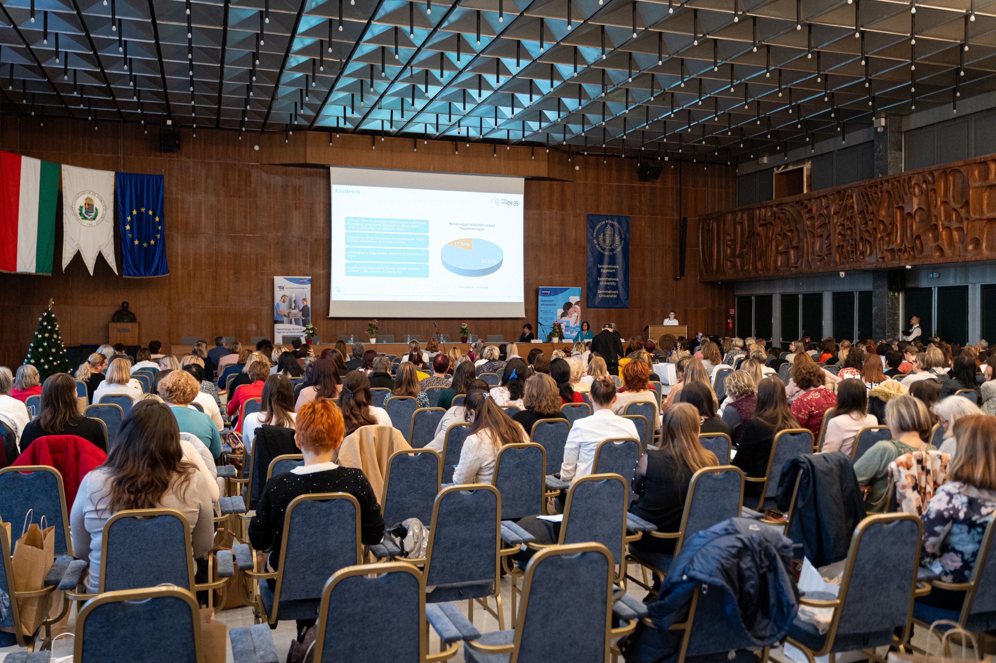 Képes beszámoló a 36. Védőnő-Szülésznő-Gyermekápoló Továbbképző Konferenciáról, amelyen a Humánreprodukciós Igazgatóság is részt vett